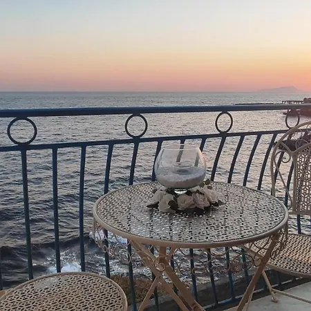 Lo Scrigno Sul Mare Frühstückspension Torre del Greco